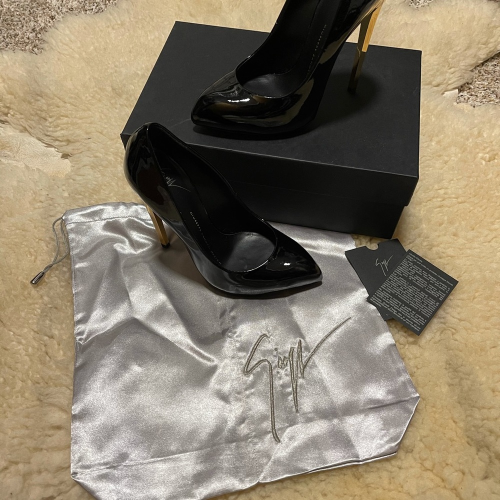 Heel Giuseppe Zanotti  design - Picture 2 of 7